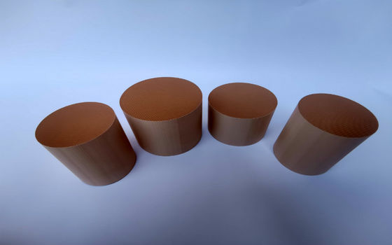 750 euro universal 4 del catalizador del convertidor catalítico de 600 células CARBURADOR 103x130m m de 5 6 EPA