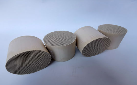 Filtro de partículas 300CPSI 350CPSI del combustible diesel de las piezas del coche del euro del filtro de Dpf del euro 4 del euro IV